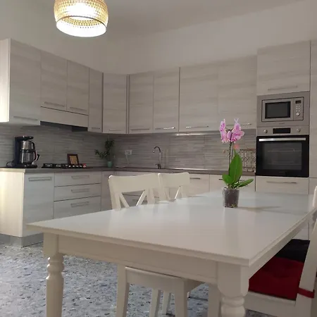 Pietra Sardinia - Luxury 165 M2 Historic Stone House With Fireplace And Rooftop Tempio Pausania